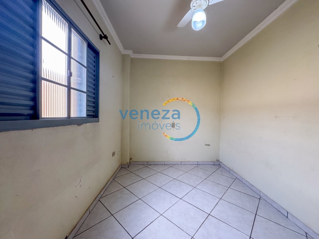 Casa Residencial para locação no bairro Industrial de Londrina com 89m<sup>2</sup> útil, 3 quartos, 1 vaga de garagem