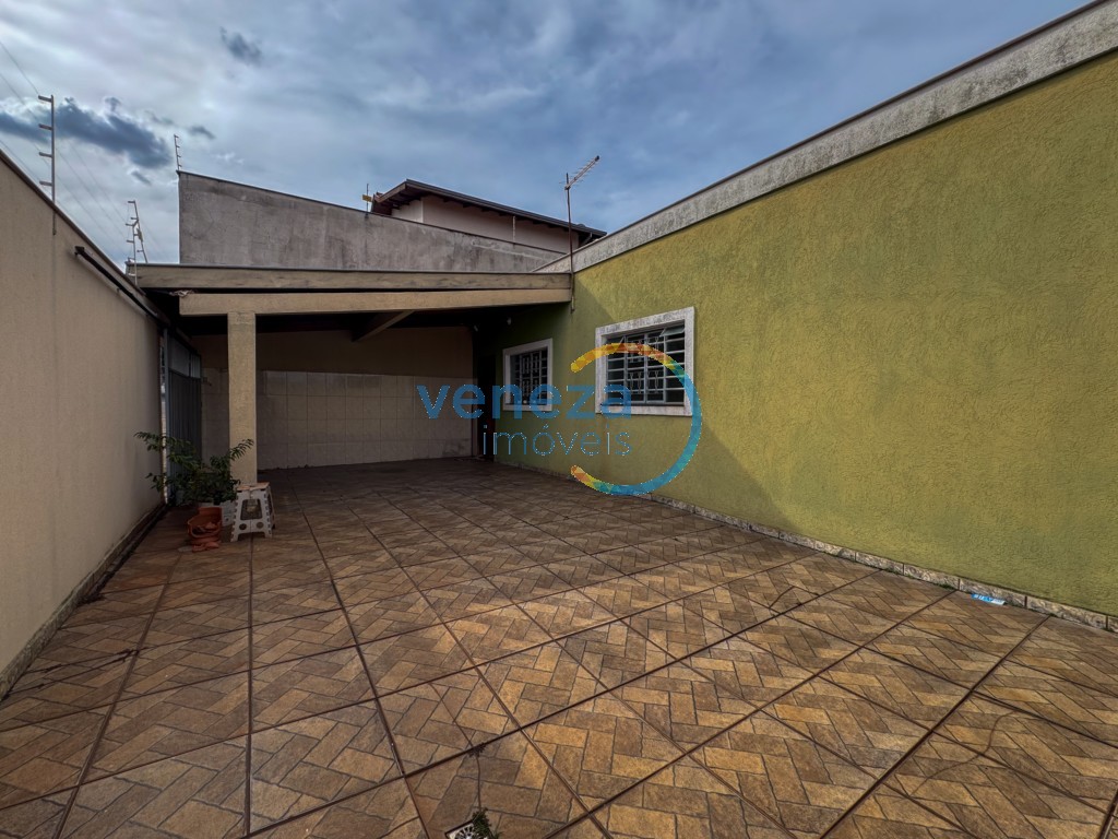 Casa Residencial para locação no bairro Industrial de Londrina com 89m<sup>2</sup> útil, 3 quartos, 1 vaga de garagem