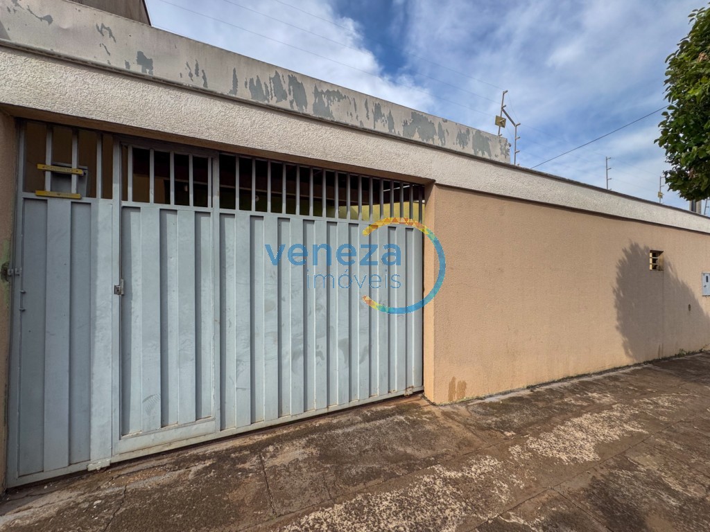 Casa Residencial para locação no bairro Industrial de Londrina com 89m<sup>2</sup> útil, 3 quartos, 1 vaga de garagem