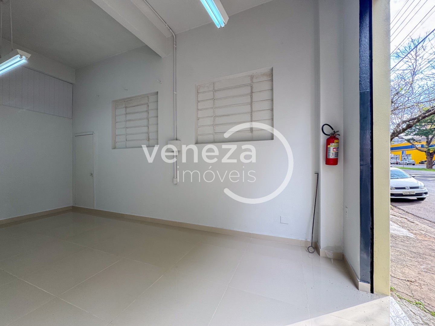 Salão-loja para locação no bairro Londrilar de Londrina - Foto 5