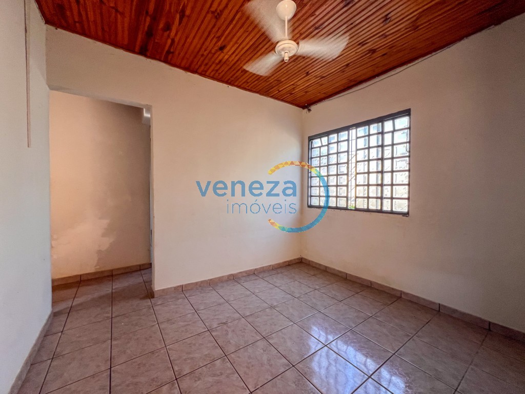 Casa Residencial para locacao no Assis em Londrina com 130m² por R$ 1.687,50