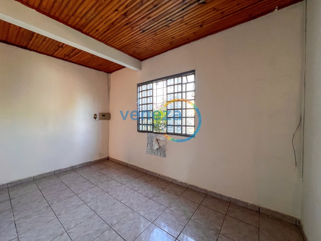 Casa Residencial para locacao no Assis em Londrina com 130m² por R$ 1.687,50