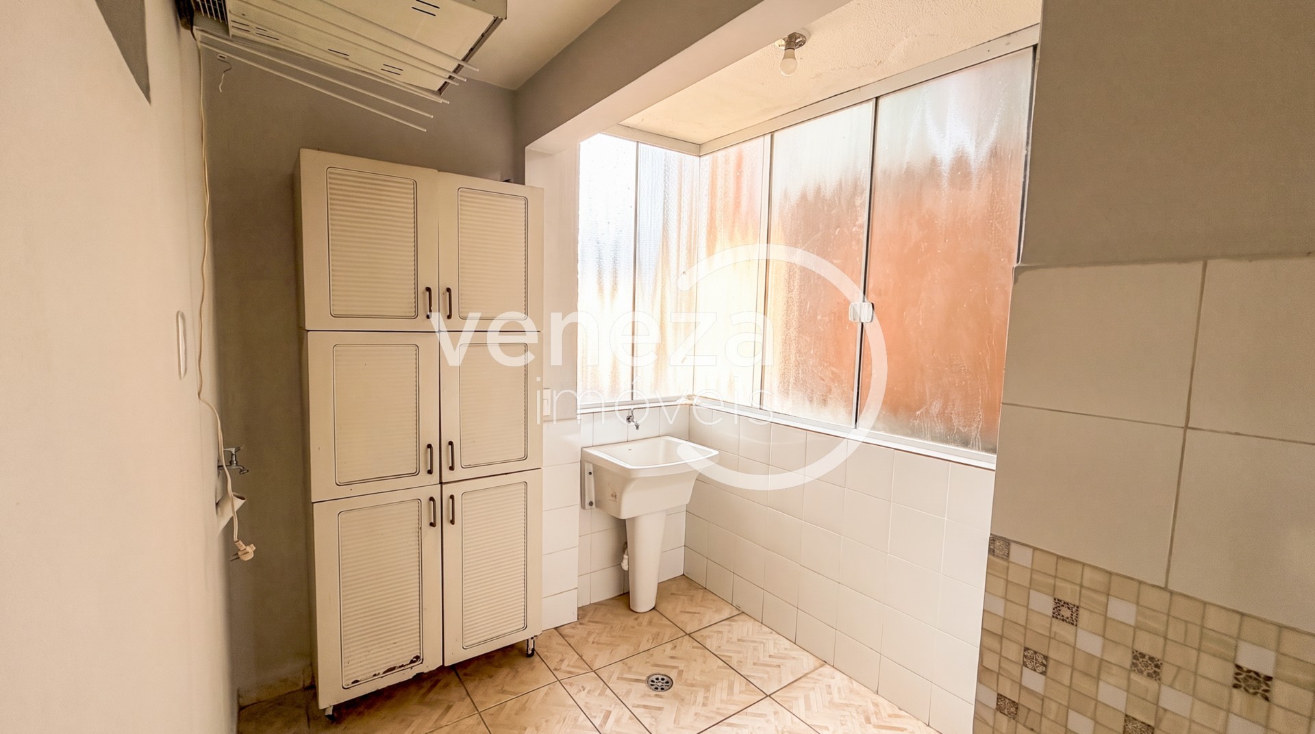 Apartamento para locação no bairro Lima Azevedo de Londrina - Foto 10