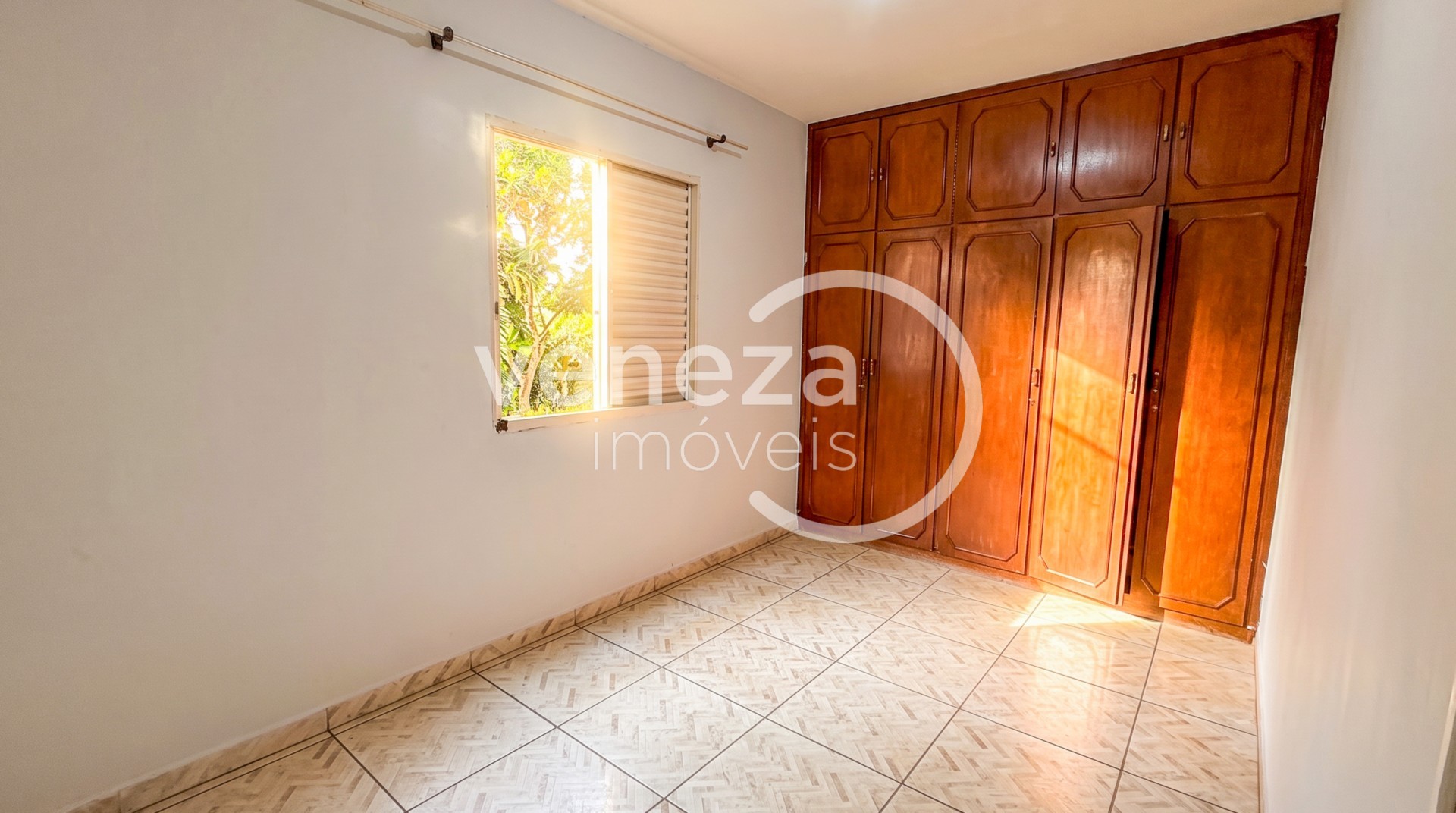 Apartamento para locação no bairro Lima Azevedo de Londrina - Foto 5