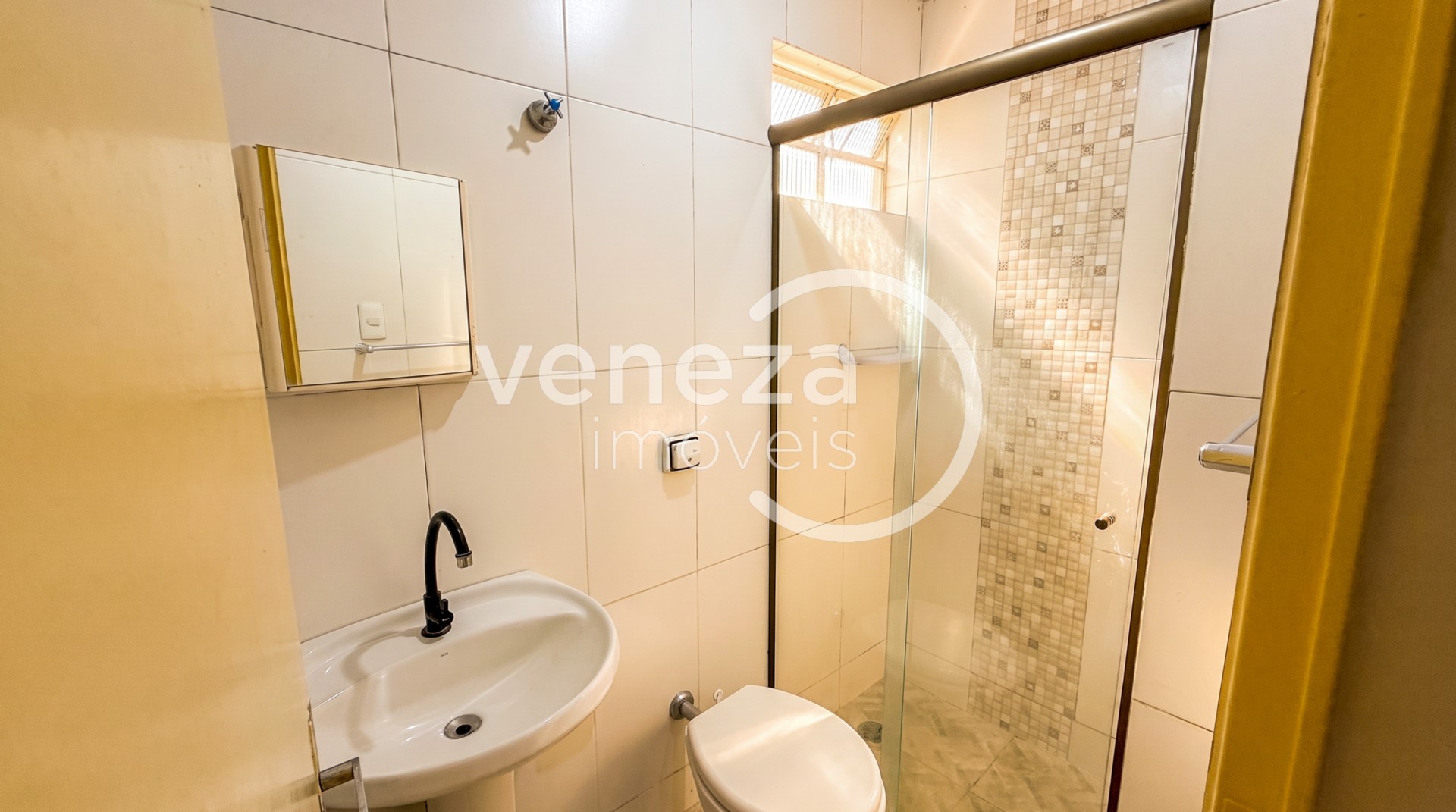 Apartamento para locação no bairro Lima Azevedo de Londrina - Foto 7