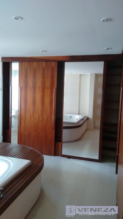 Apartamento para venda no Centro em Londrina com 548,96m² por R$ 0  - Foto 3