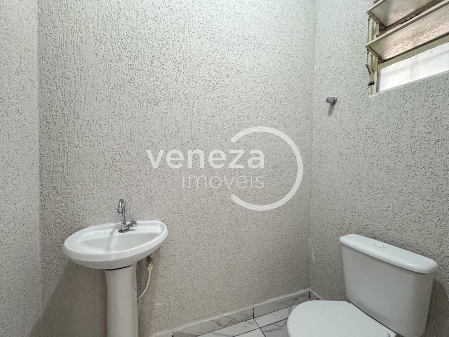 Salão-loja para locação no bairro Centro de Londrina - Foto 17