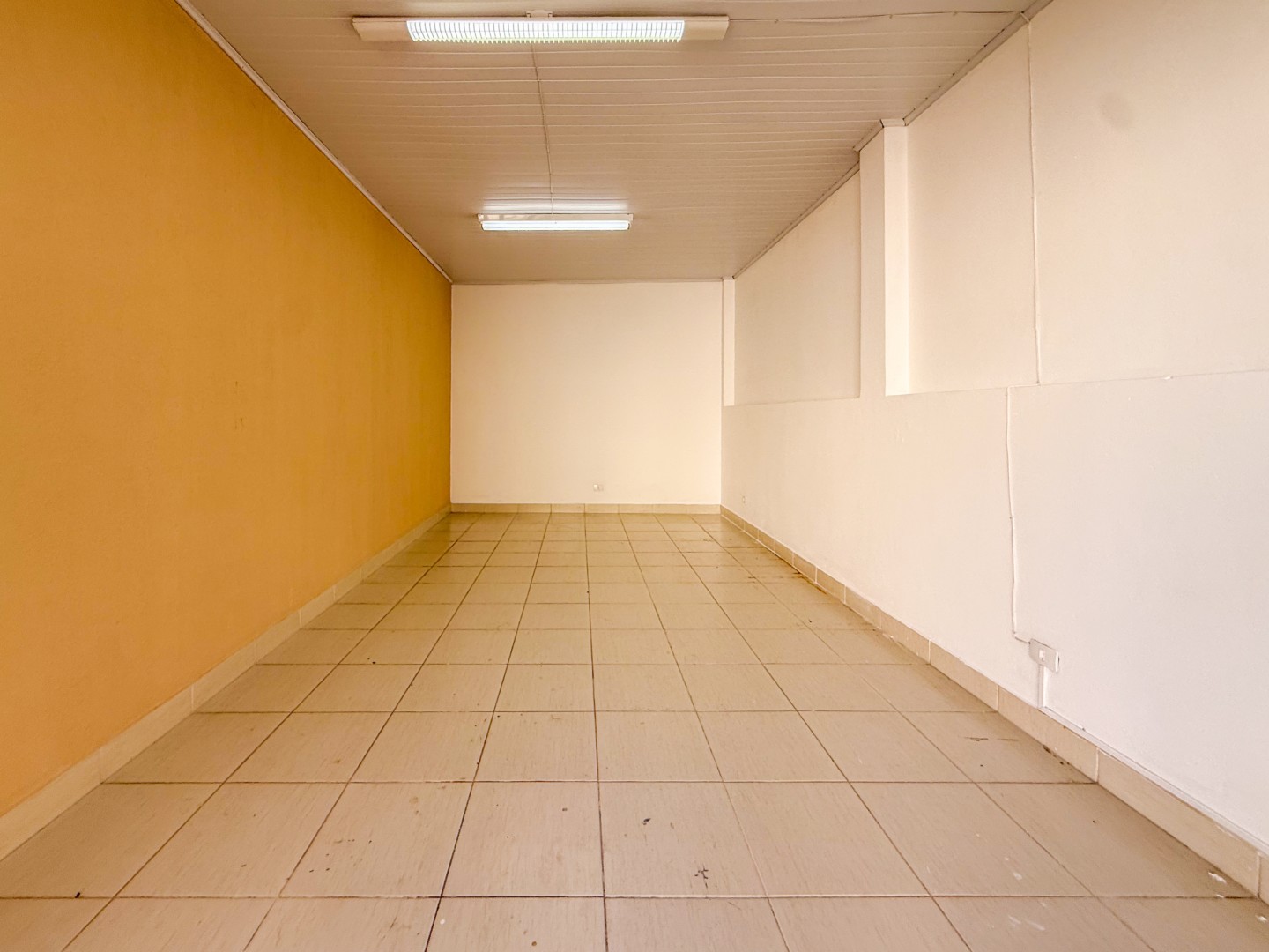 Casa Comercial para locação no bairro Vila Larsen 1 de Londrina - Foto 11