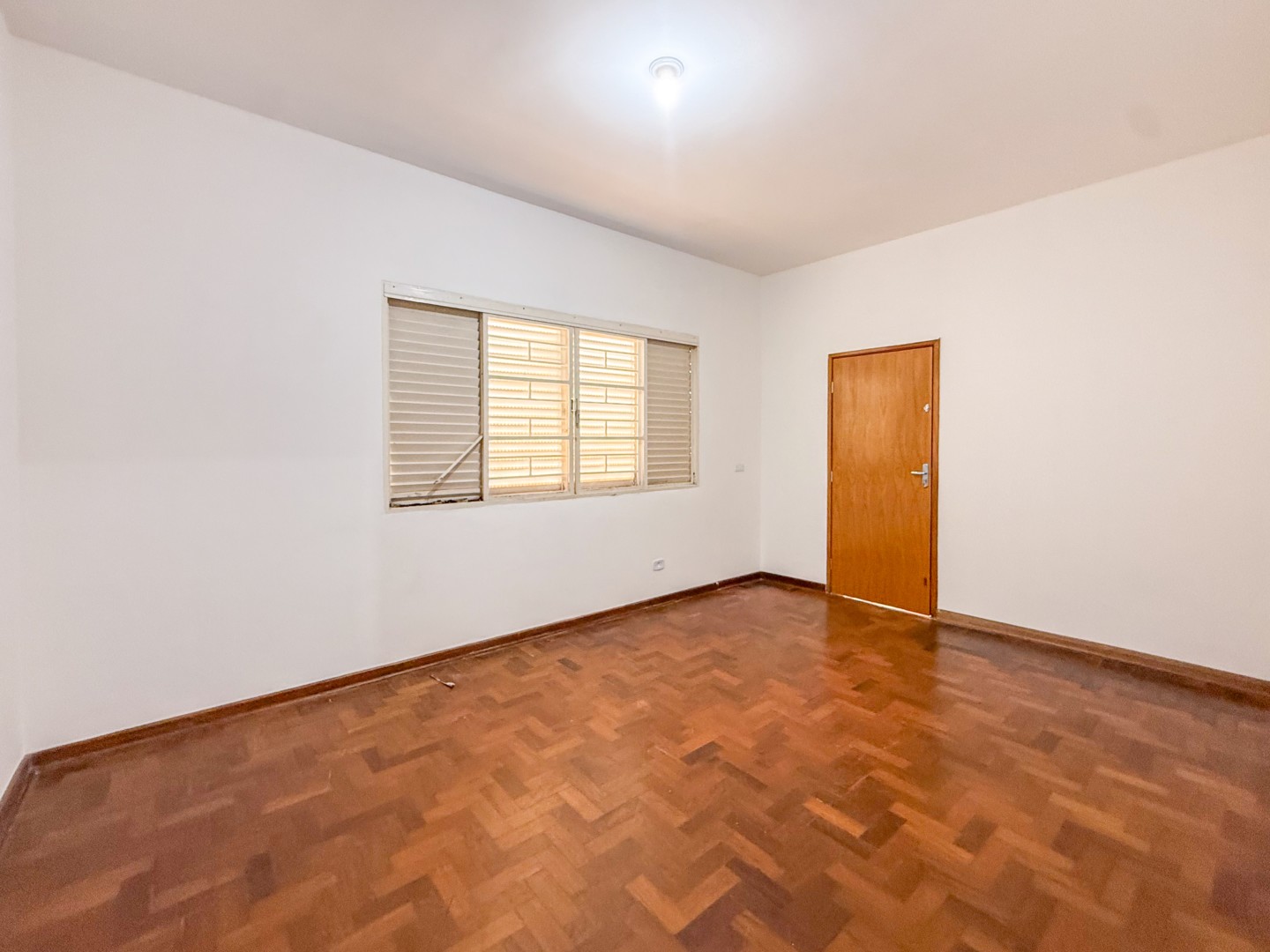 Casa Comercial para locação no bairro Vila Larsen 1 de Londrina - Foto 39