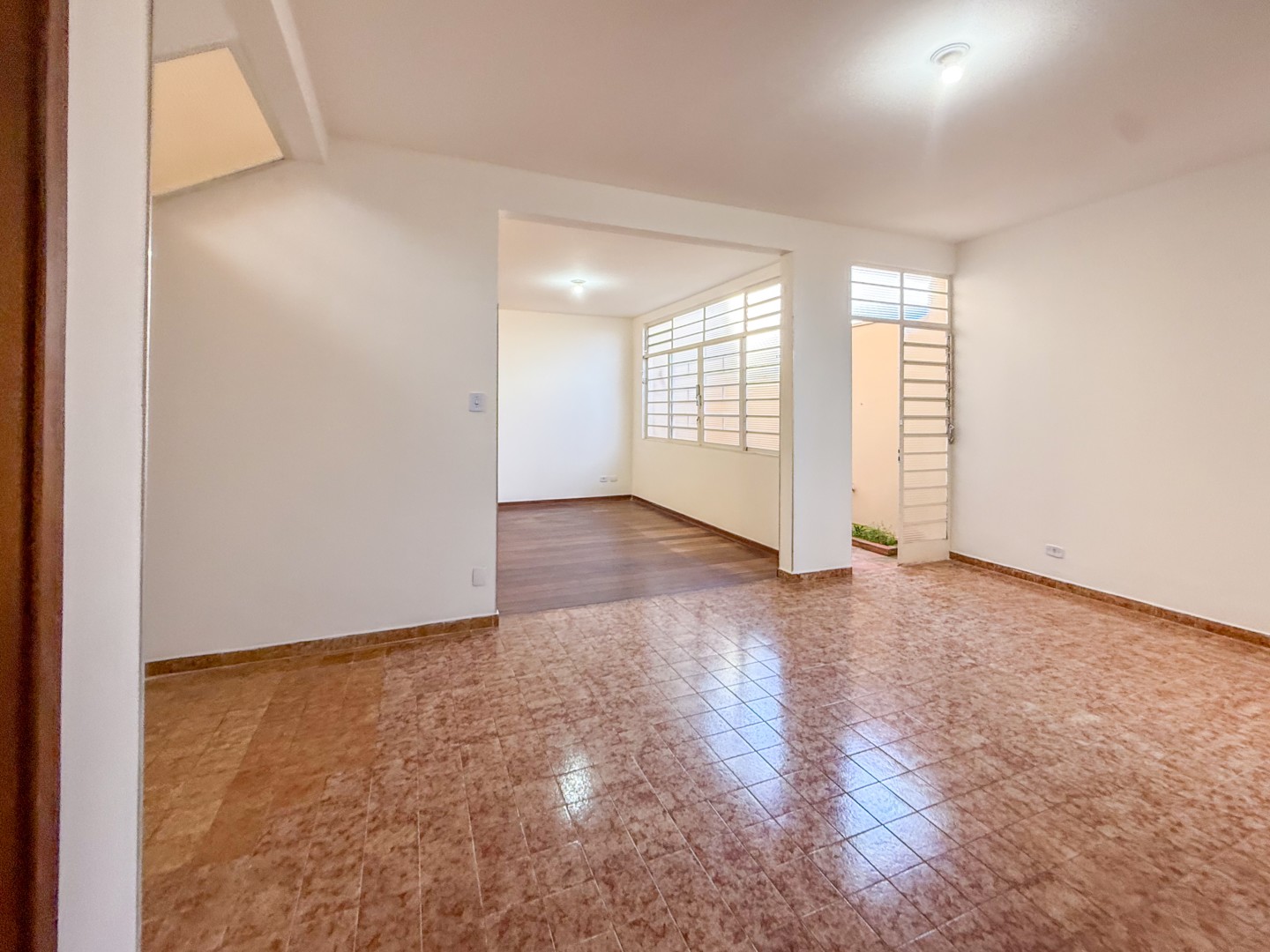 Casa Comercial para locação no bairro Vila Larsen 1 de Londrina - Foto 40