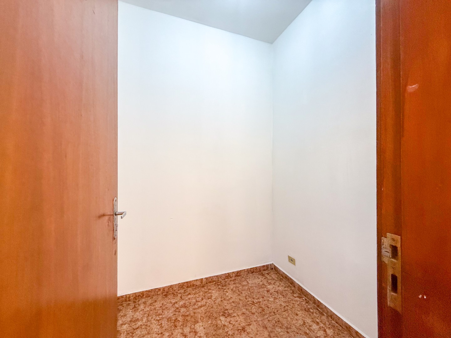 Casa Comercial para locação no bairro Vila Larsen 1 de Londrina - Foto 45