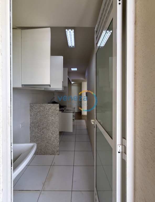 Apartamento para locação no bairro Gleba Palhano de Londrina com 78.21m<sup>2</sup> útil, 2 quartos, 2 vagas de garagem