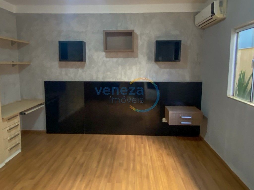 Casa Residencial para locação no bairro Gleba Palhano de Londrina com 298m<sup>2</sup> útil, 4 quartos, 2 vagas de garagem