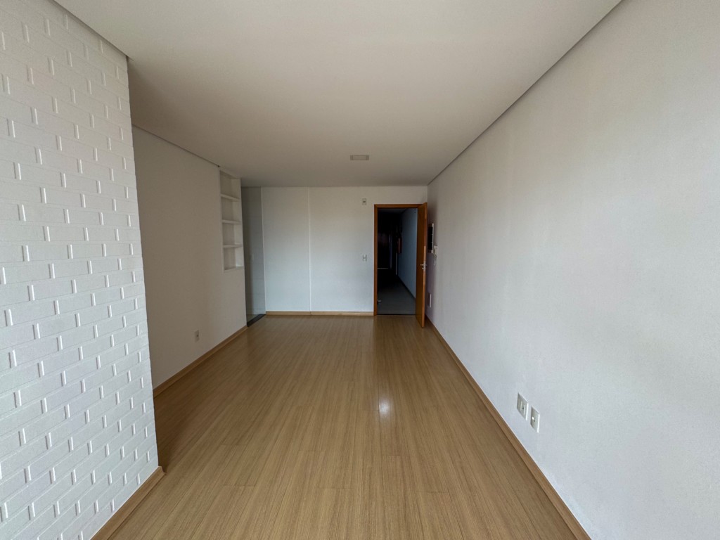 Apartamento para locação no bairro Vila Brasil de Londrina - Foto 5