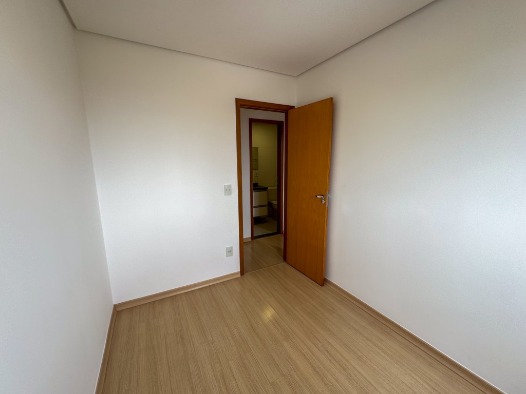 Apartamento para locação no bairro Vila Brasil de Londrina - Foto 12