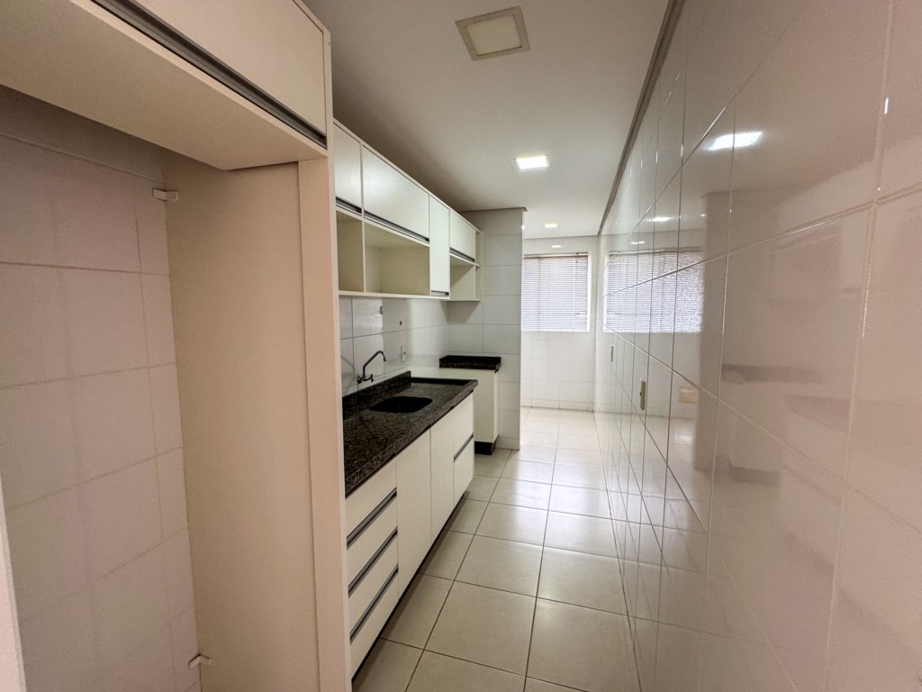 Apartamento para locação no bairro Vila Brasil de Londrina - Foto 17
