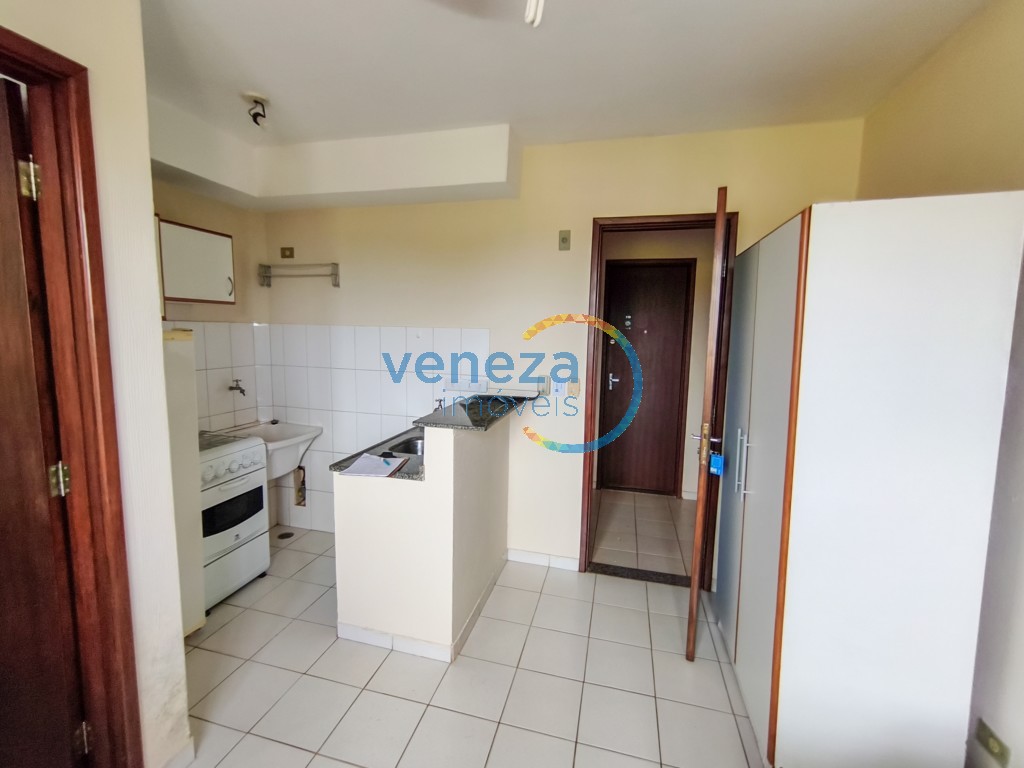 Apartamento para locação no bairro Cidade Universitaria de Londrina com 17m<sup>2</sup> útil, 1 quarto, 1 vaga de garagem