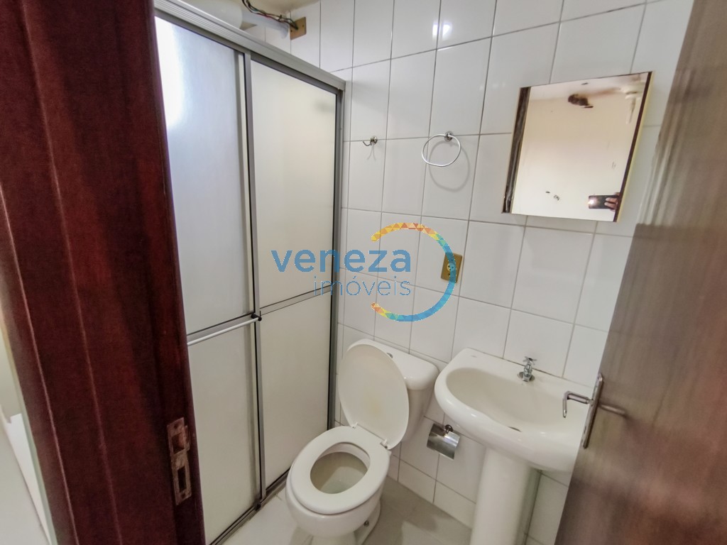 Apartamento para locação no bairro Cidade Universitaria de Londrina com 17m<sup>2</sup> útil, 1 quarto, 1 vaga de garagem