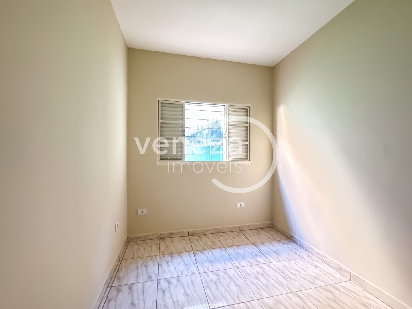 Casa Residencial para locação no bairro Coliseu de Londrina - Foto 10