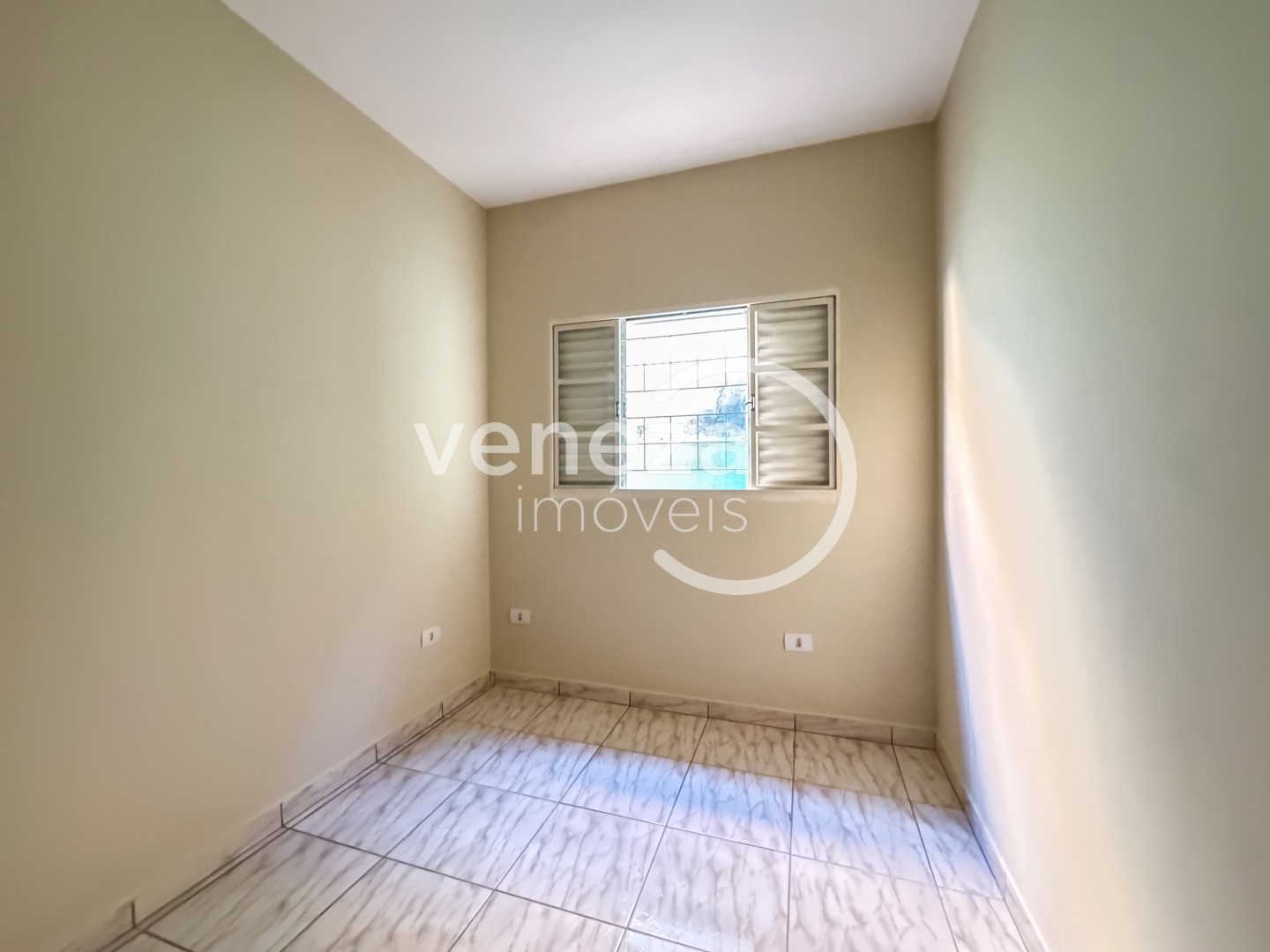 Casa Residencial para locação no bairro Coliseu de Londrina - Foto 11