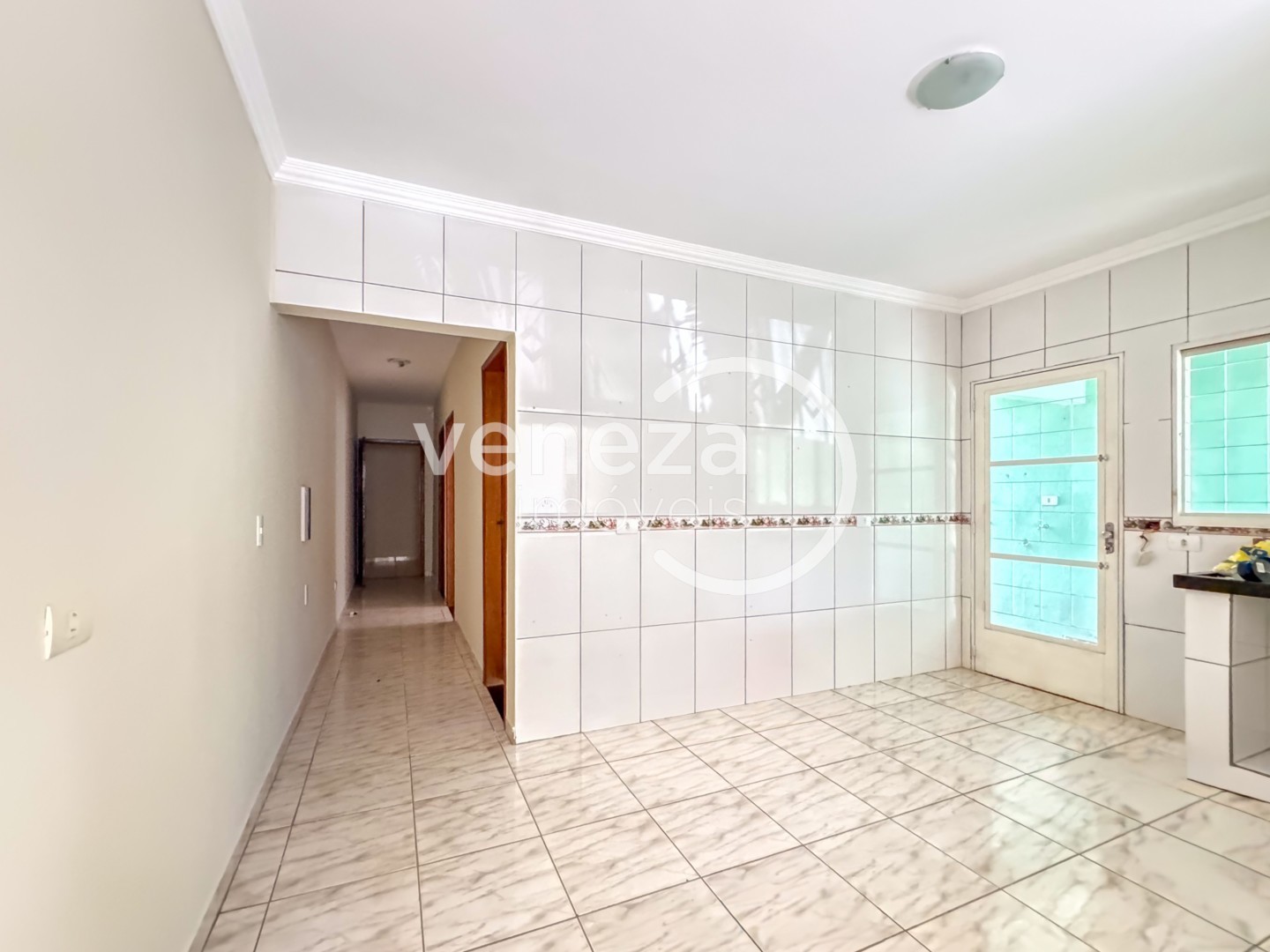 Casa Residencial para locação no bairro Coliseu de Londrina - Foto 13