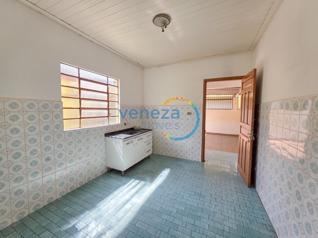Casa Residencial para locação no bairro Antares de Londrina - Foto 6