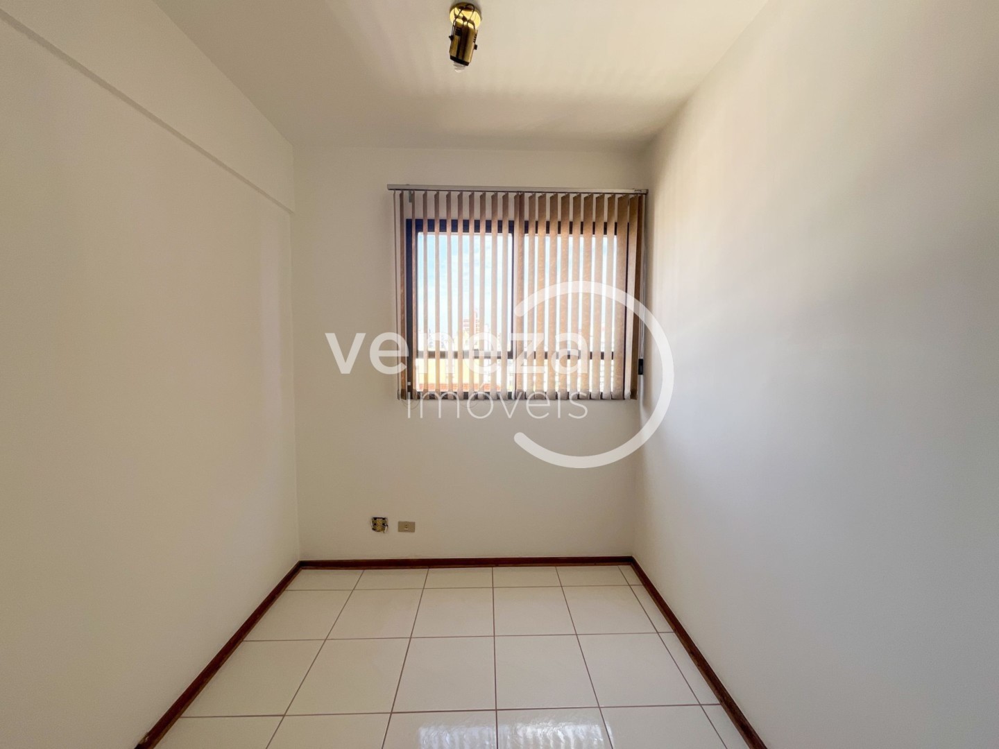 Sala para locação no bairro Centro de Londrina - Foto 12