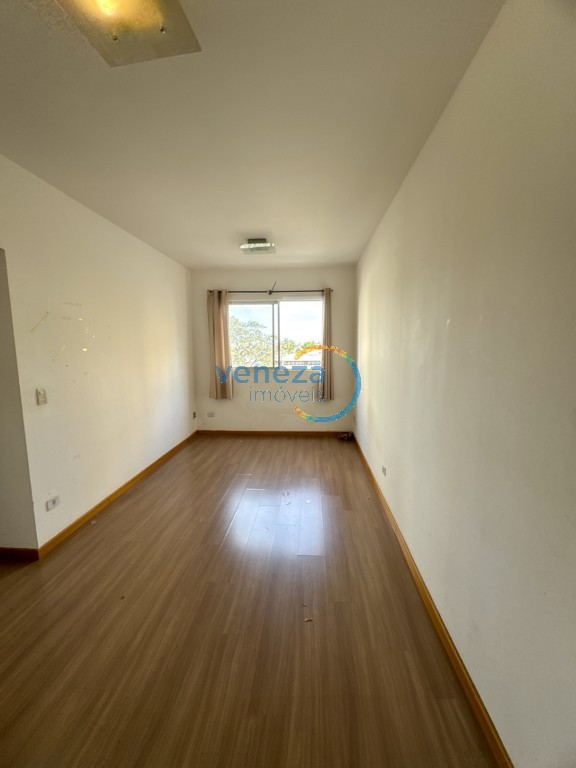 Apartamento para locacao no Centro em Londrina com 96,94m² por R$ 1.812,50