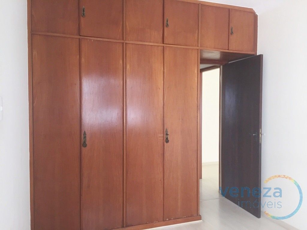 Apartamento para locacao no Centro em Londrina com 109,08m² por R$ 2.000,00