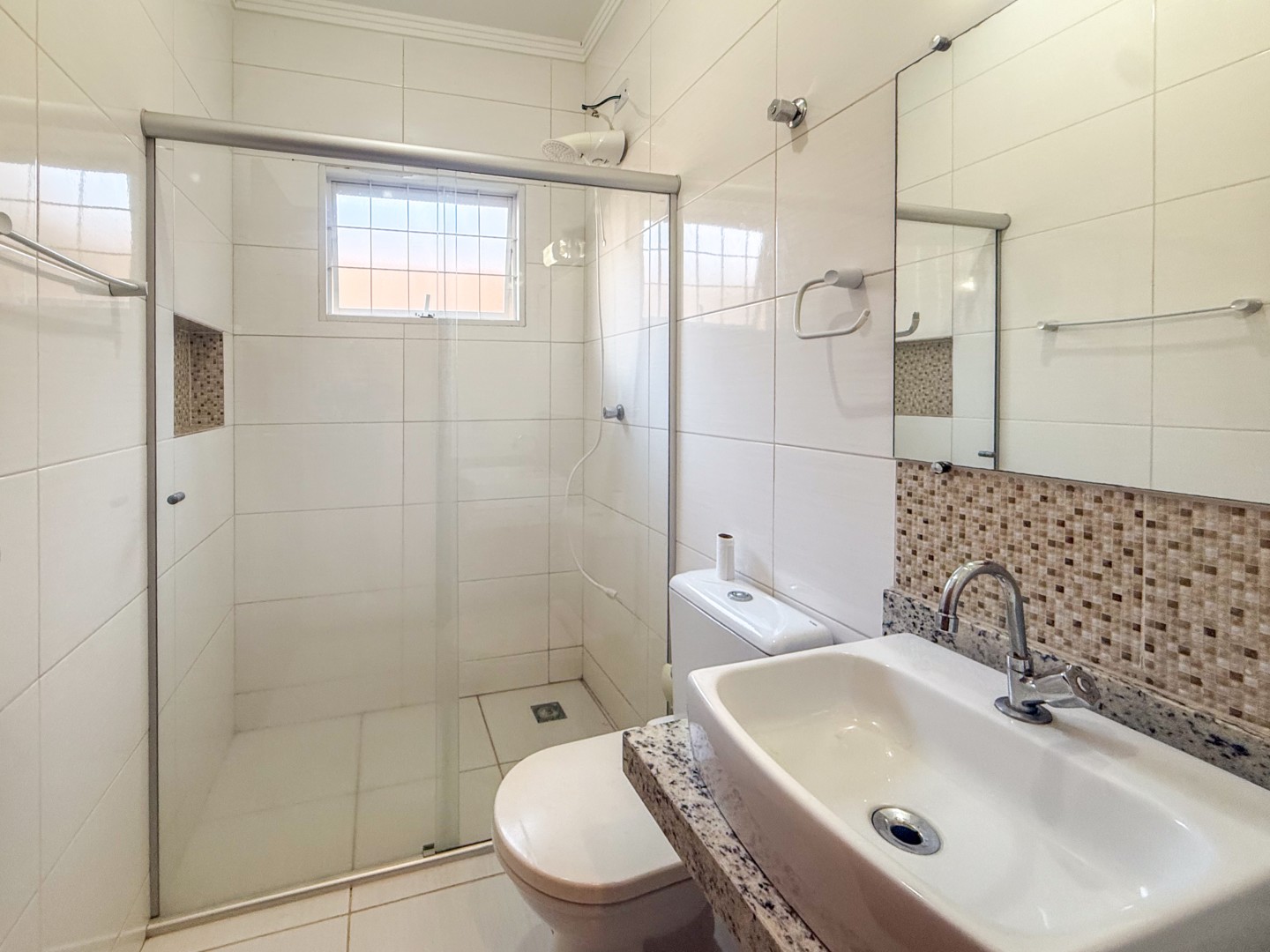 Casa Residencial para locação no bairro Perola de Londrina - Foto 11