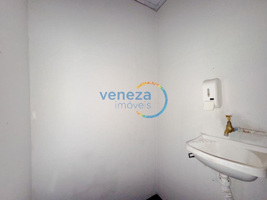Salão-loja para locação no bairro Vila Nova de Londrina - Foto 15