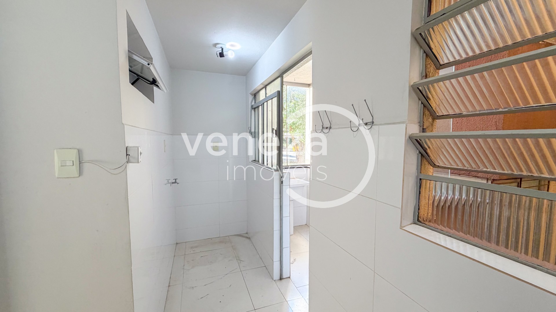 Apartamento para locação no bairro Lima Azevedo de Londrina - Foto 11