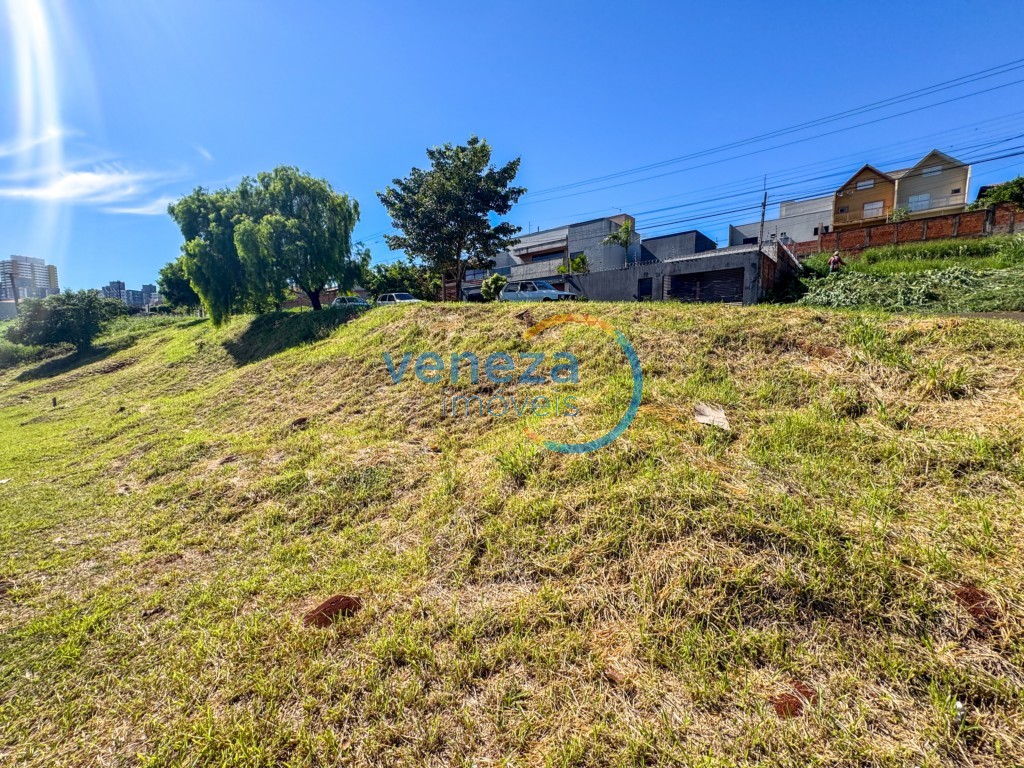 Terreno à venda no bairro Portal de Versalhes de Londrina com 932m<sup>2</sup> total - Foto 8