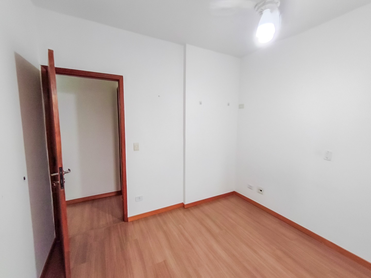 Apartamento para locação no bairro Centro de Londrina - Foto 7