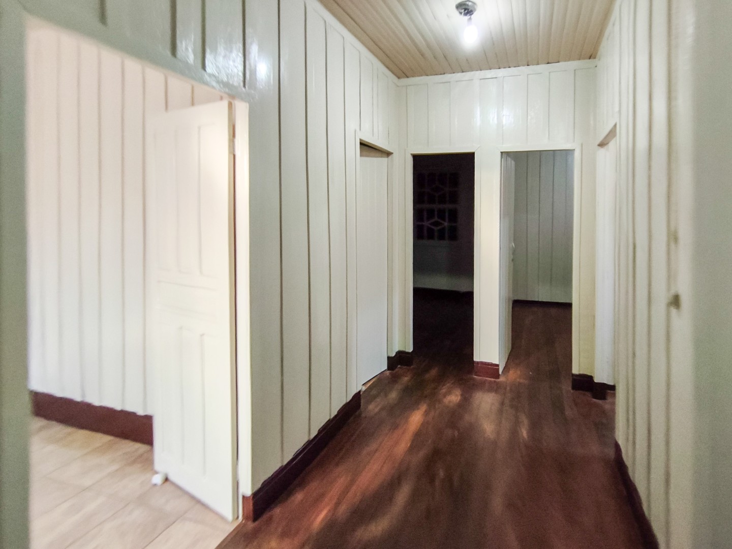 Casa Residencial para locação no bairro Vila Simoes de Londrina - Foto 8