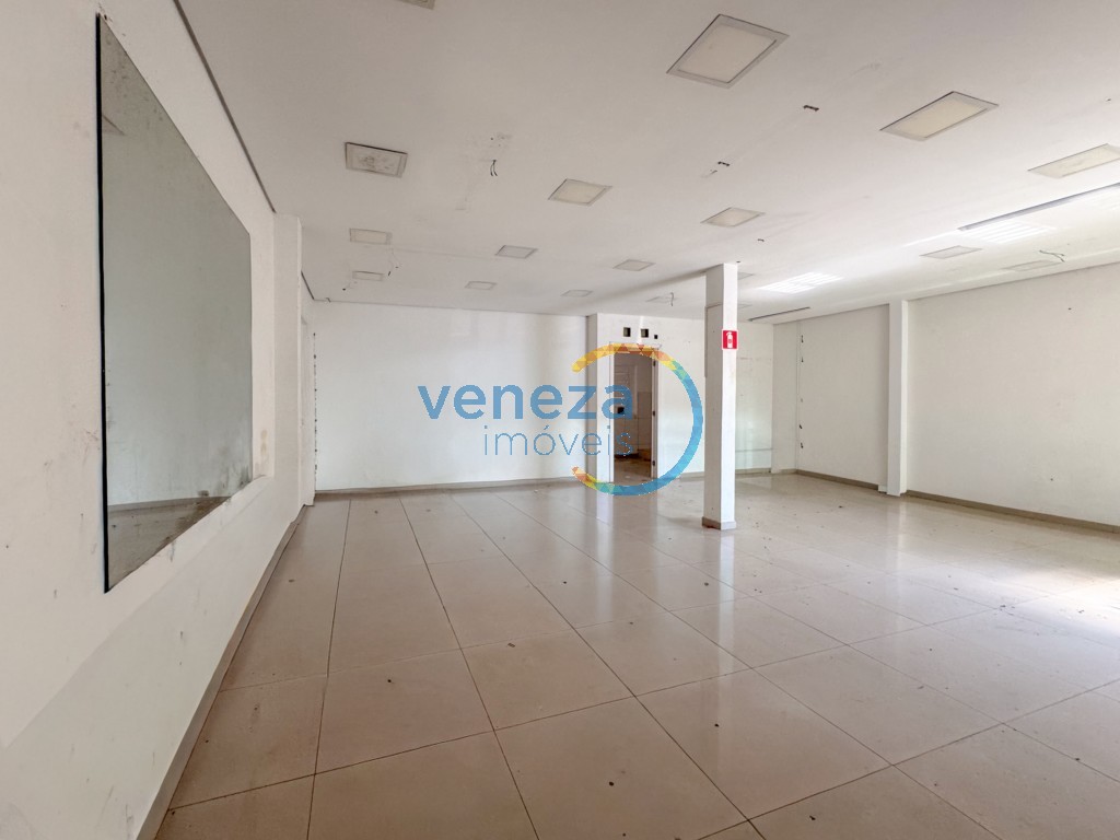 Salão-loja para locação no bairro Vitoria de Londrina - Foto 8