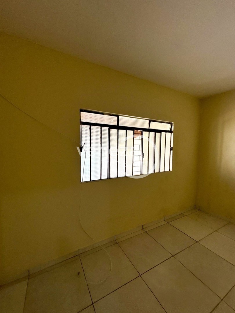 Casa Residencial para locacao no Matarazzo em Londrina com 105m² por R$ 900