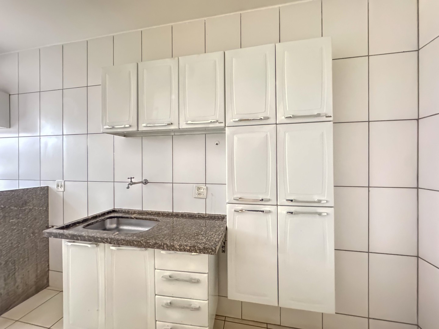 Apartamento para locação no bairro Nossa Senhora de Lourdes de Londrina - Foto 10