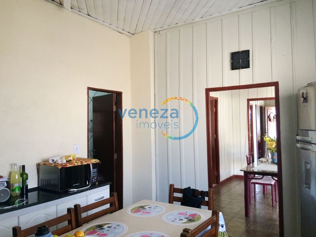 Casa Residencial para venda no bairro Casoni de Londrina - Foto 11