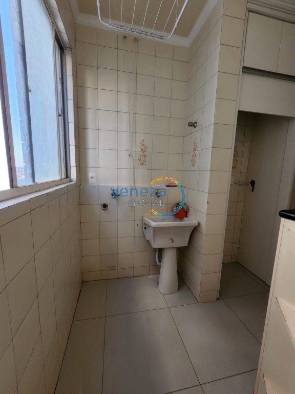 Apartamento para venda no bairro Centro de Londrina - Foto 11