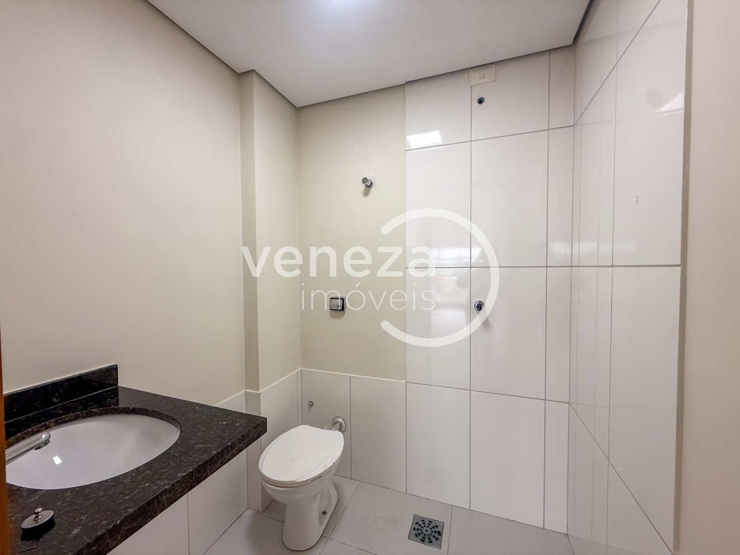 Salão-loja para locação no bairro Vivi Xavier de Londrina - Foto 17