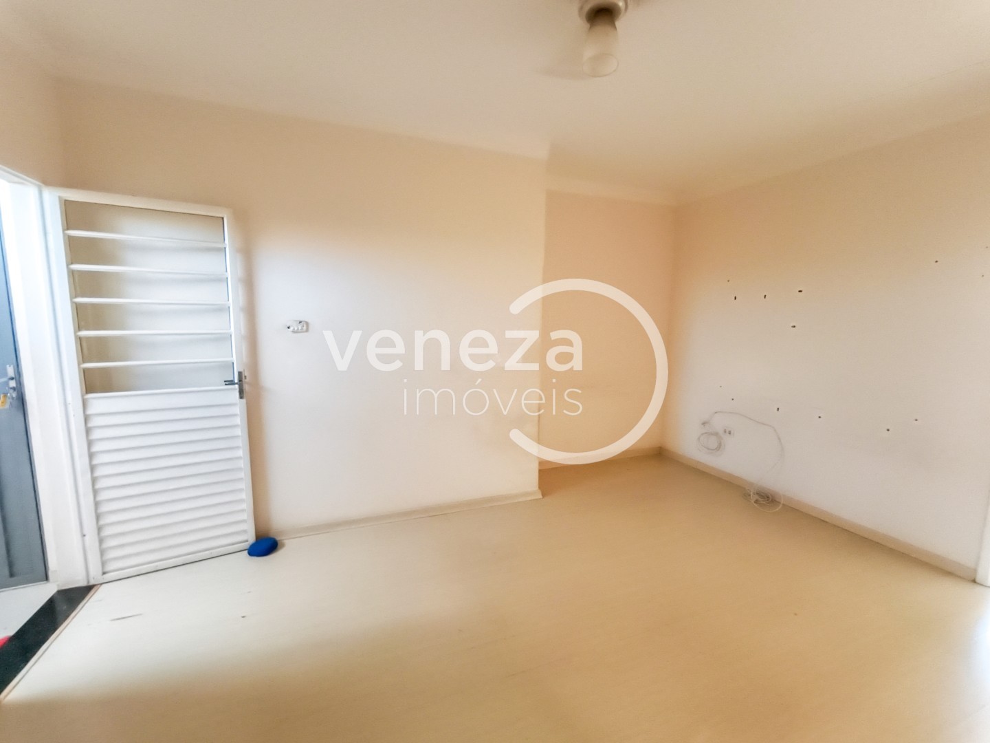 Apartamento para locacao no Centro em Londrina com 50m² por R$ 1.500
