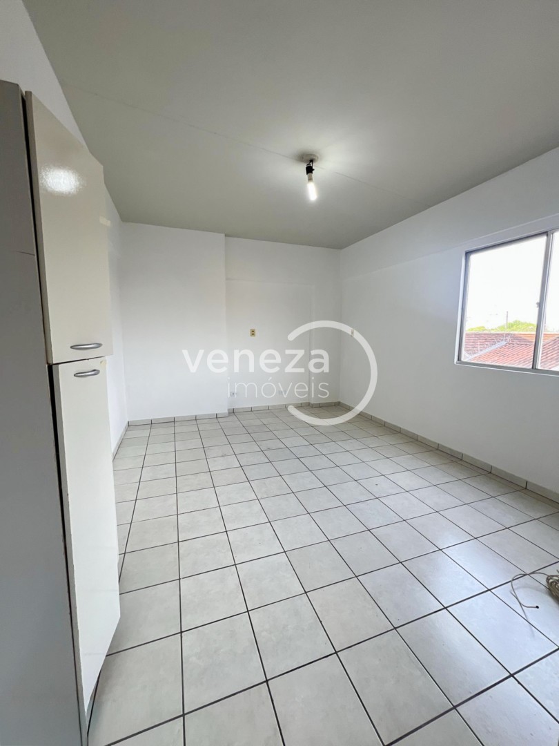 Apartamento para locacao no Centro em Londrina com 31,15m² por R$ 570  - Foto 3