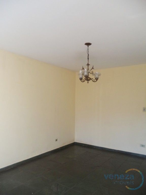 Casa à venda em Lilian, Londrina — Portal Chave Fácil