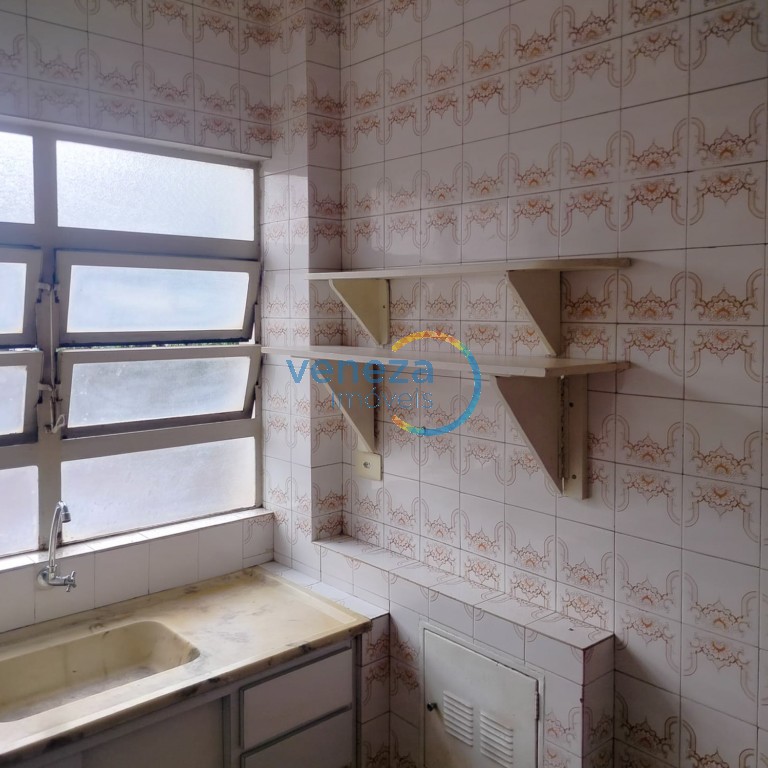 Apartamento para locação no bairro Centro de Londrina com 31.02m<sup>2</sup> útil, 1 quarto, 1 vaga de garagem - Foto 11