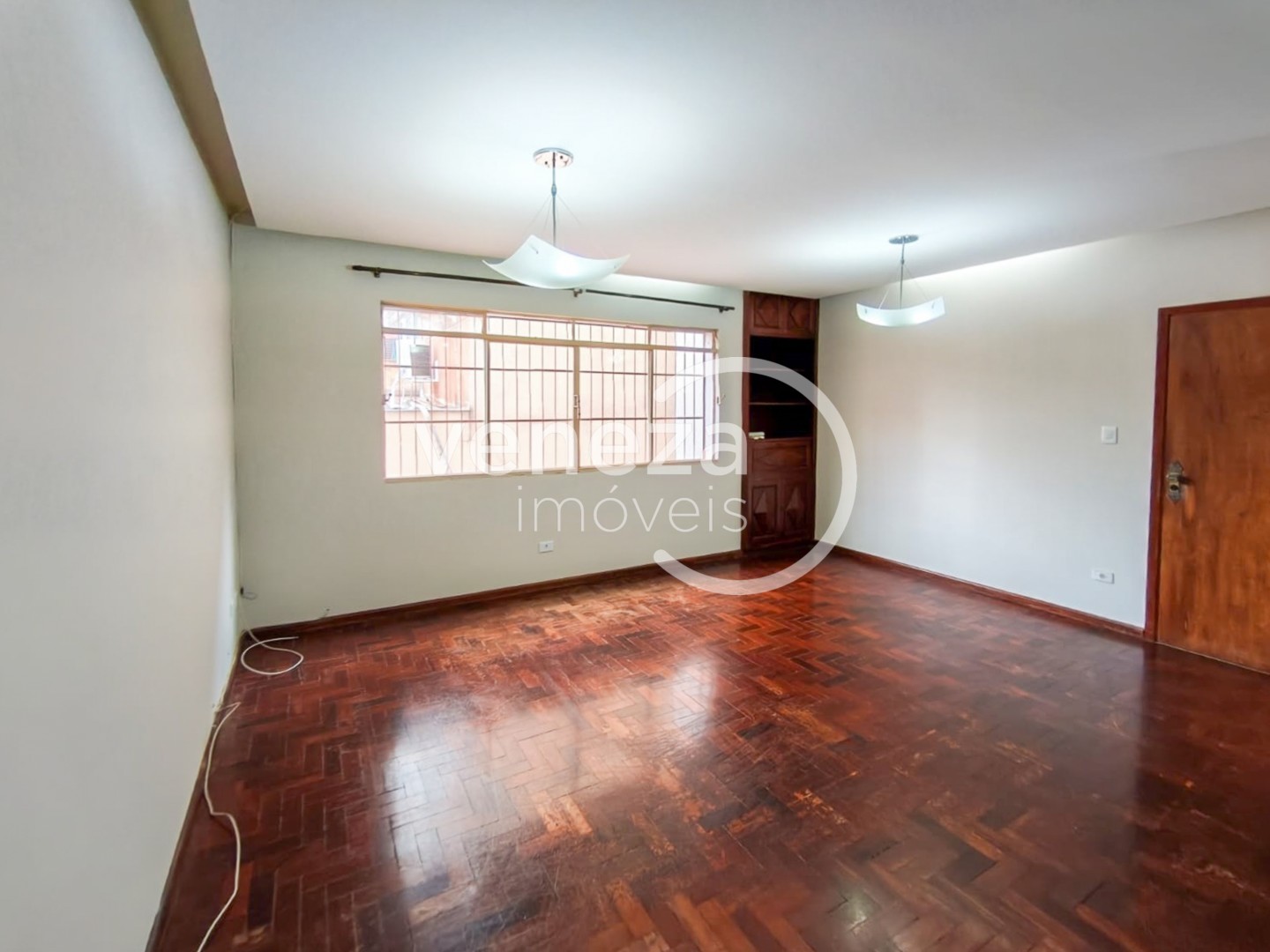 Apartamento para locacao no Centro em Londrina com 170m² por R$ 1.850