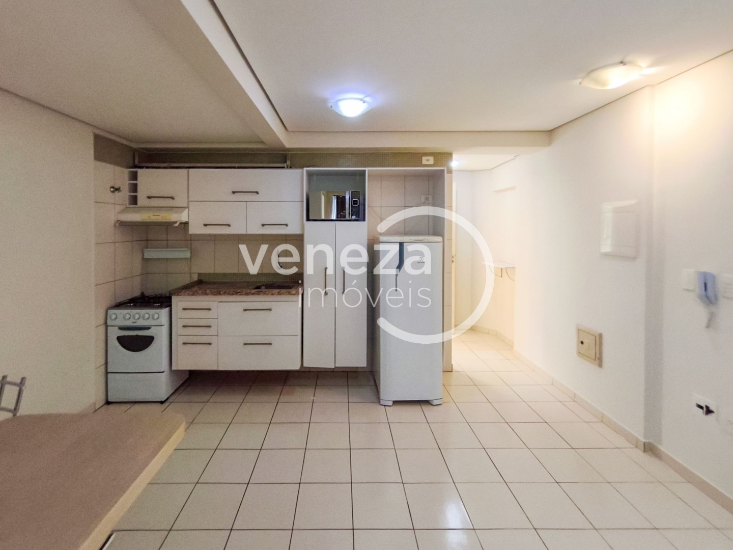 Apartamento para locacao no Centro em Londrina com 65,68m² por R$ 1.800
