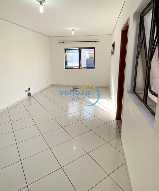 Sala para locacao no Centro em Londrina com 40m² por R$ 937,50