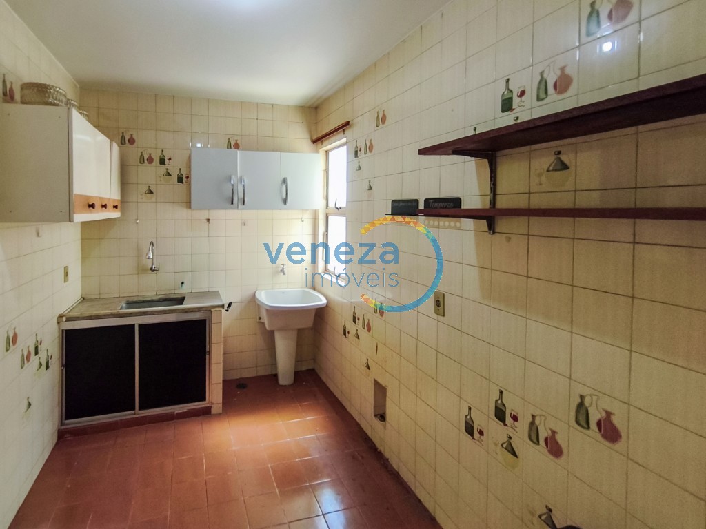 Apartamento para locação no bairro Centro de Londrina com 36.72m<sup>2</sup> útil, 1 quarto, 1 vaga de garagem