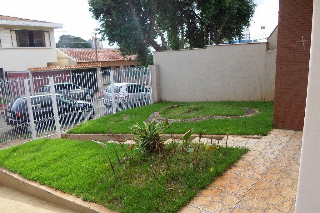 Casa Residencial para locacao no Londrilar em Londrina com 120m² por R$ 4.375,00